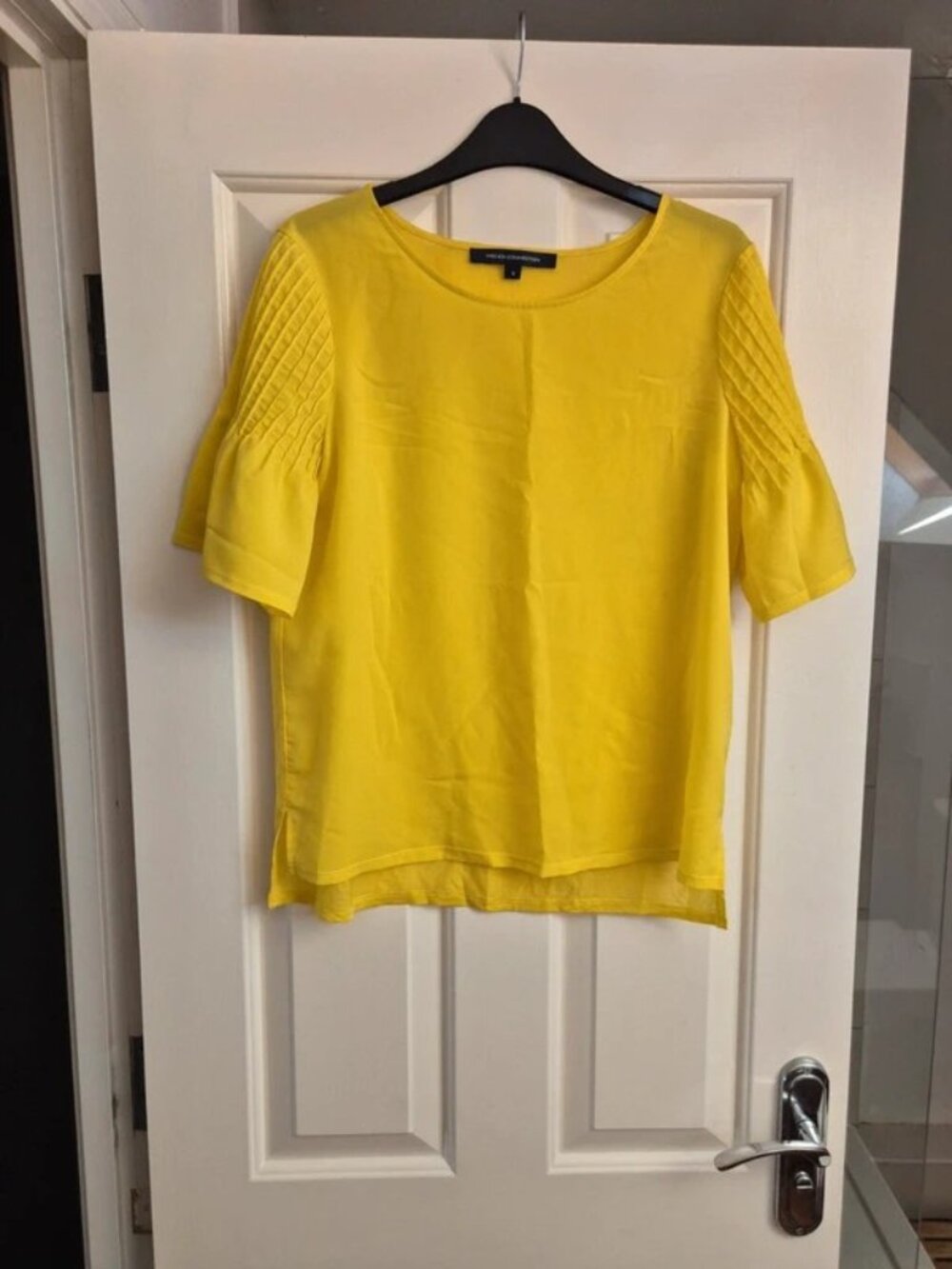 Yellow short-sleeved T-shirt, size S